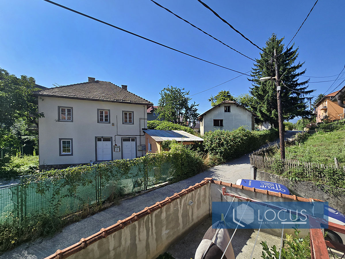 14. Pogled.jpg